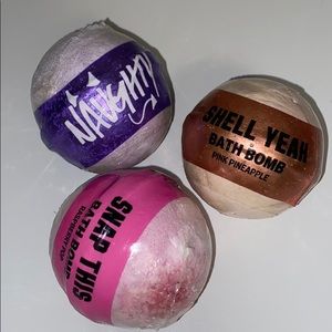 PINK: Bath Bombs